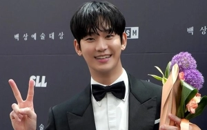 Baeksang Arts Awards 2024: Attitude Kim Soo Hyun setelah Acara Jadi Topik Hangat