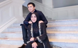 Syahrini Tegar Dicibir Tak Diajak kala Reino Tuntun Ayah Jalan di Pernikahan Sepupu