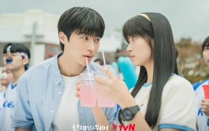 'Lovely Runner' Recap Episode 11-12: Byeon Woo Seok Patah Hati Ditinggal Kim Hye Yoon