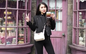 Sandra Dewi Disebut Biasa Pakai Topeng Demi Tutupi Perasaan