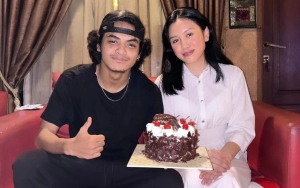 Lolly Putri Nikita Mirzani Happy Pamerkan Cincin Berlian Hadiah Ultah dari Pacar