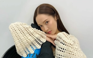 Jessica Jung Pertahankan Visual Plek Ketiplek 11 Tahun Lalu di Potret Bandara Terbaru