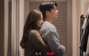 Wi Ha Joon Syok Jung Ryeo Won Spill Adegan 18+ di 'The Midnight Romance in Hagwon'