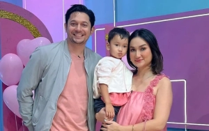 Andrew Andika Akhirnya Resmi Digugat Cerai Tengku Dewi