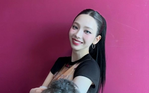 Cara Karina aespa Tenangkan Fans Gugup Bikin Lumer