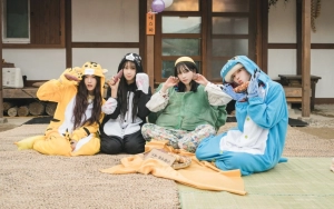 aespa Ditahan Petugas Bandara dalam Foto Teaser Single Debut Jepang Hot Mess'