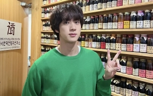 Jin BTS Tulis Pesan Menyentuh untuk ARMY pasca Wamil