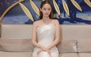 Yoona SNSD Curhat Panik Nyaris Terjebak di Lift Lewat Vlog Terbaru  