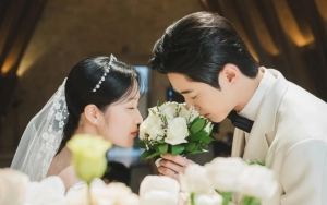 Viral Pernikahan Couple Korea Terinspirasi Adegan 'Lovely Runner'