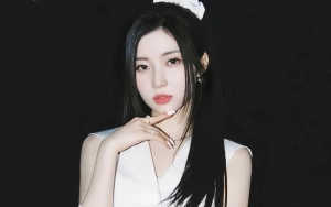 Styling Asa BABYMONSTER saat di Bandara Disebut Wakili Citra Idol YG Entertainment
