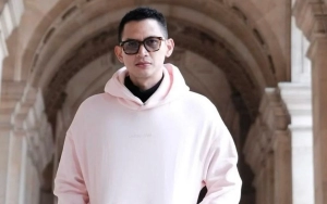 Rezky Aditya Tampil Manglingi pasca Cukur Habis Rambut  