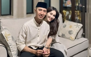 Ayu Ting Ting dan Calon Suami Dipastikan Gagal Naik ke Pelaminan