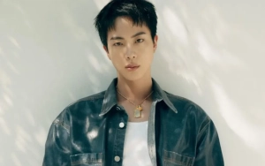 Jin BTS Bongkar Alasan Dijuluki Dewa oleh Rekan Wamil