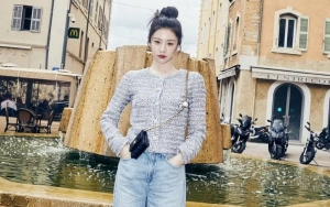 Gaya Rambut Baru Go Yoon Jung yang Bergelombang Jadi Hot Topik