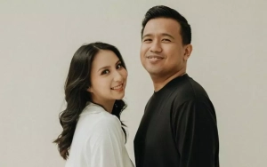 Joshua Suherman Sat Set Bikin Instagram untuk Anak Pertamanya usai Sang Istri Melahirkan