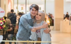 Fans Leslar Beri Hadiah Tak Kaleng-Kaleng ke Lesti Kejora dan Rizky Billar