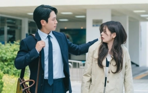 Potret Jung Hae In & Jung So Min Syuting 'Love Next Door' Bangkitkan Trauma