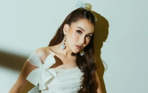 Ayu Ting Ting Pamer Foto Bahagia kala Dicibir Kurang Sedekah Imbas Mobil Dirampok di Amrik