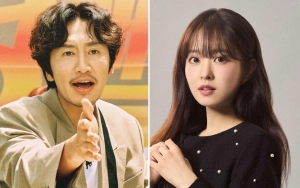 Lee Kwang Soo Klarifikasi Caranya Ajak Park Bo Young Makan Bareng