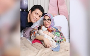 Reino Sat Set Siap Tambah Anak kala Adik Syahrini Tertawakan Isu Hamil & Lahiran Bohongan