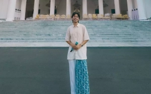 Vidi Aldiano Beber Makna Busana Unik yang Dipakai kala Tampil di Istana Negara