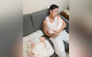 Momen Sweet Denny Sumargo Minta Maaf pada Bayinya bak Figur Ayah Idaman