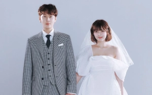 HyunA Gandeng Mesra Yong Jun Hyung usai Tuntut Haters Perkara Potret Prewedding