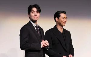 Kemampuan Selfie Hyun Bin & Lee Dong Wook di TIFF 2024 Bikin Ngakak