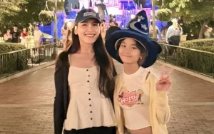 Bilqis Putri Ayu Ting Ting Tampil Stunning meski Sekedar kenakan Seragam Sekolah