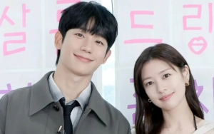 Jung Hae In Klarifikasi usai Sikap Manis Dibongkar Jung So Min