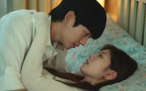 Adegan Ranjang Jung Hae In & Jung So Min Bikin Rating 'Love Next Door' Cetak Rekor