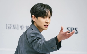 Cara Lee Joon Perlakukan Staf Cewek '2 Days & 1 Night' Tuai Kritikan