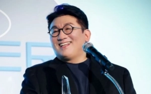 Status Bos HYBE Bang Si Hyuk sebagai Putra Pejabat Tinggi Bikin Merinding