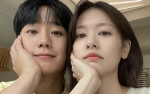 Jung So Min Bocorkan Hadiah dari Jung Hae In Bisa Dipakai Setiap Hari