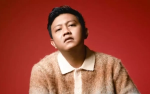 Denny Caknan Borong Piala di Ajang Penghargaan Bergengsi