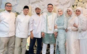 Momen Putra Irish Bella Akur Kembaran Baju Pink Bareng Ayah Tiri Bikin Terenyuh