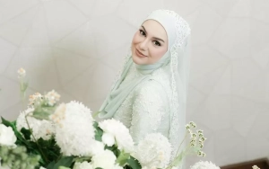 Irish Bella Perlihatkan Sikap Manis Suami saat Liburan Bareng Keluarga Sang Artis