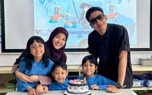 Desta Dapat Kejutan Mengharukan dari Ketiga Anaknya Hingga Keberadaan Eks Istri Diperbincangkan