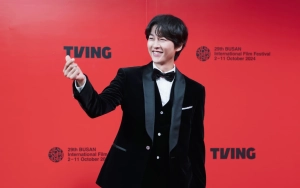 Gaya Song Joong Ki Syuting Drama saat Istri Hamil Anak Kedua Disorot
