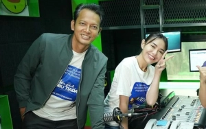 Foto Amanda Manopo Cantik Berhijab sambil Cium Tangan Fedi Nuril Banjir Kritik