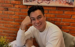Sikap Baim Wong Pada Teman Wanita saat Reuni Disorot