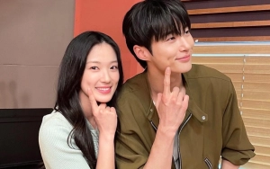 Cara Byeon Woo Seok Pamer Foto Manis dengan Kim Hye Yoon Tuai Protes