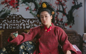 Adegan Vulgar Cha Joo Young Tidak Tertulis Detail di Naskah 'The Queen Who Crowns'