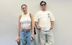 Nikita Mirzani Tampil Super Seksi Bling-Bling usai Pengacara Bantah Jadwal BAP