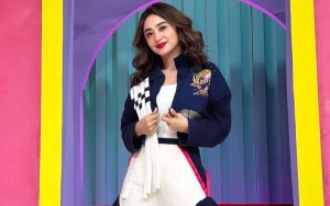 Dewi Perssik Tantang Balik Momsterlik soal Rekaman Dirinya Tantrum Ancam Suami Orang