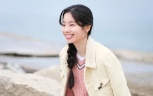 Dahyun TWICE Akui Dibantu Agensi untuk Bintangi 'You Are the Apple of My Eye'