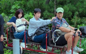 Program Jin BTS & Ji Ye Eun 'Kian's Bizarre B&B' Dipuji Gegara Subtitle