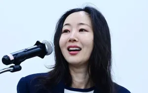 Min Hee Jin Tawarkan Damai ke HYBE, Rela Lepas Rp 300 Miliar