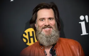 Jim Carrey Dikonfirmasi Hadir di César Awards, Rumor Penggantian Terjawab