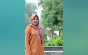 Kimberly Ryder Tetap Berangkat Umrah di Tengah Ketegangan Timur Tengah